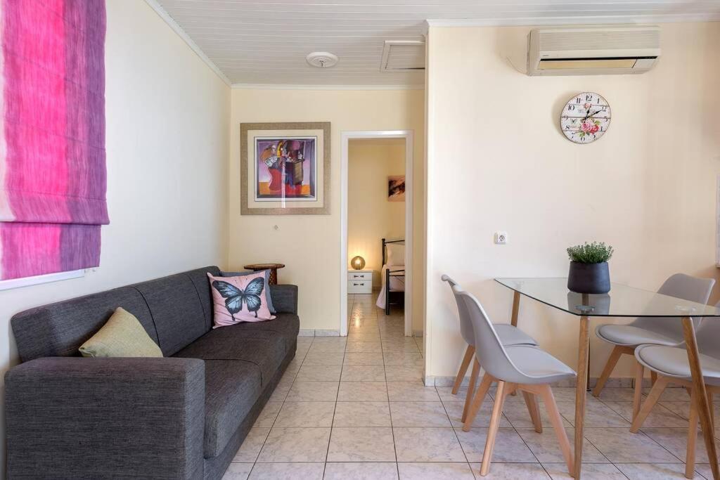 Thea Apartment Vlachata Bagian luar foto